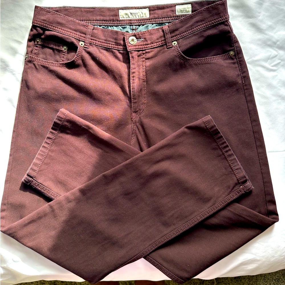 BRAX Cooper Fancy Burgundy 5 pocket pants/jeans.